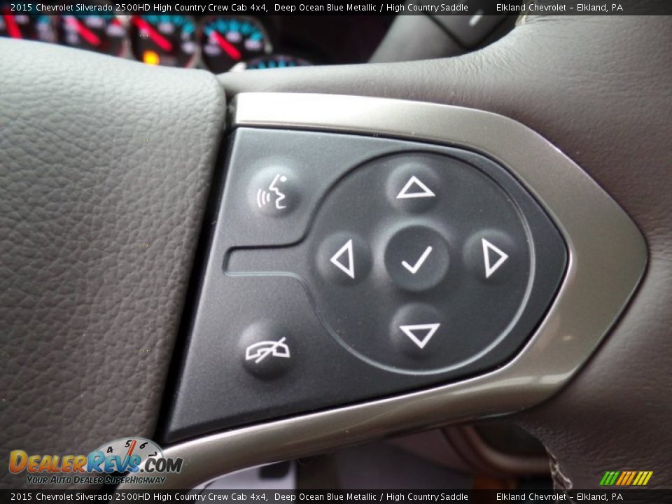 Controls of 2015 Chevrolet Silverado 2500HD High Country Crew Cab 4x4 Photo #23