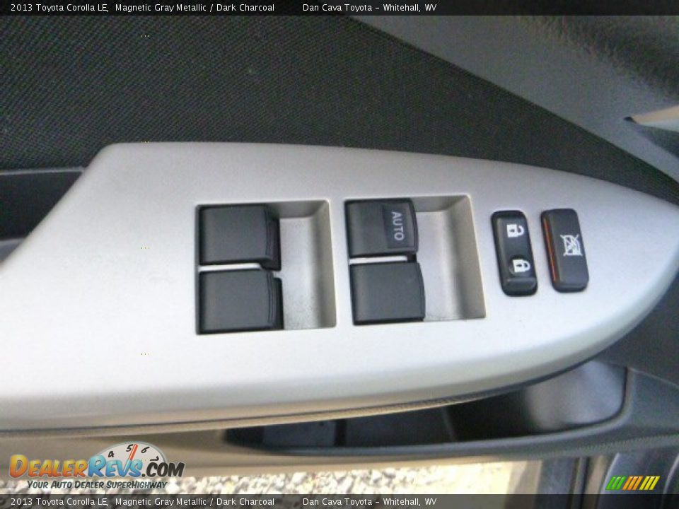 2013 Toyota Corolla LE Magnetic Gray Metallic / Dark Charcoal Photo #15