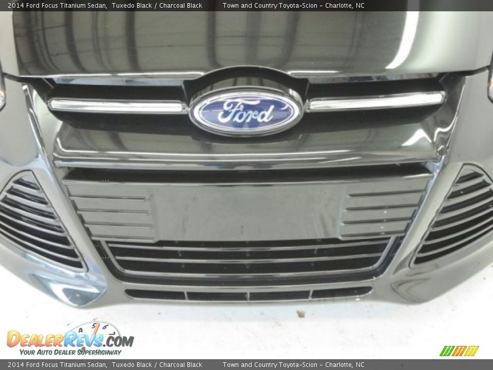 2014 Ford Focus Titanium Sedan Tuxedo Black / Charcoal Black Photo #6