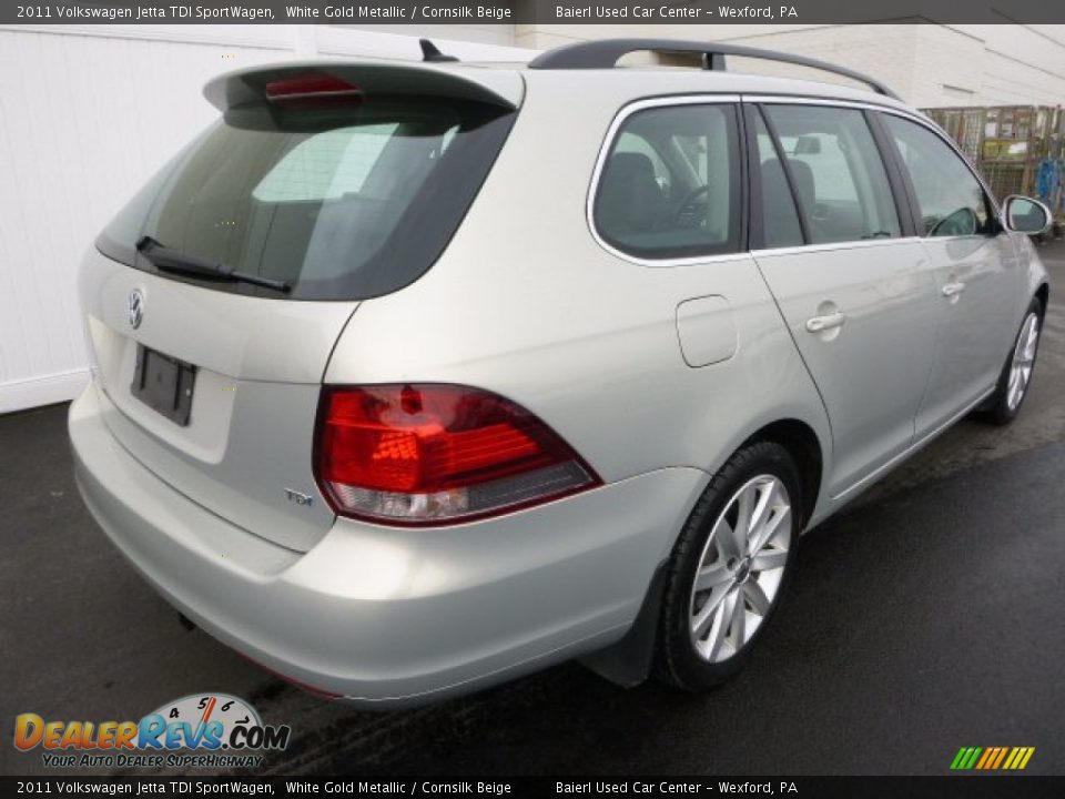 2011 Volkswagen Jetta TDI SportWagen White Gold Metallic / Cornsilk Beige Photo #3