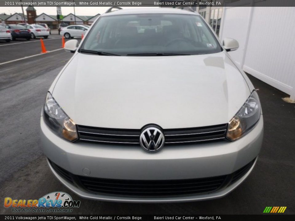2011 Volkswagen Jetta TDI SportWagen White Gold Metallic / Cornsilk Beige Photo #8