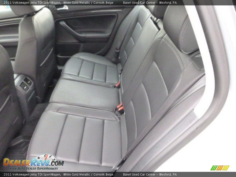 2011 Volkswagen Jetta TDI SportWagen White Gold Metallic / Cornsilk Beige Photo #14