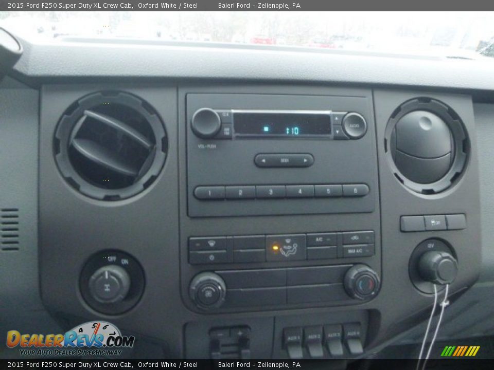 2015 Ford F250 Super Duty XL Crew Cab Oxford White / Steel Photo #19