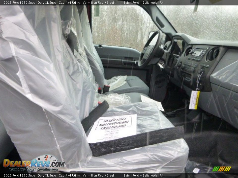 2015 Ford F250 Super Duty XL Super Cab 4x4 Utility Vermillion Red / Steel Photo #13
