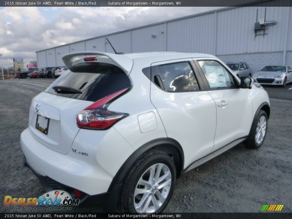 2015 Nissan Juke SV AWD Pearl White / Black/Red Photo #3
