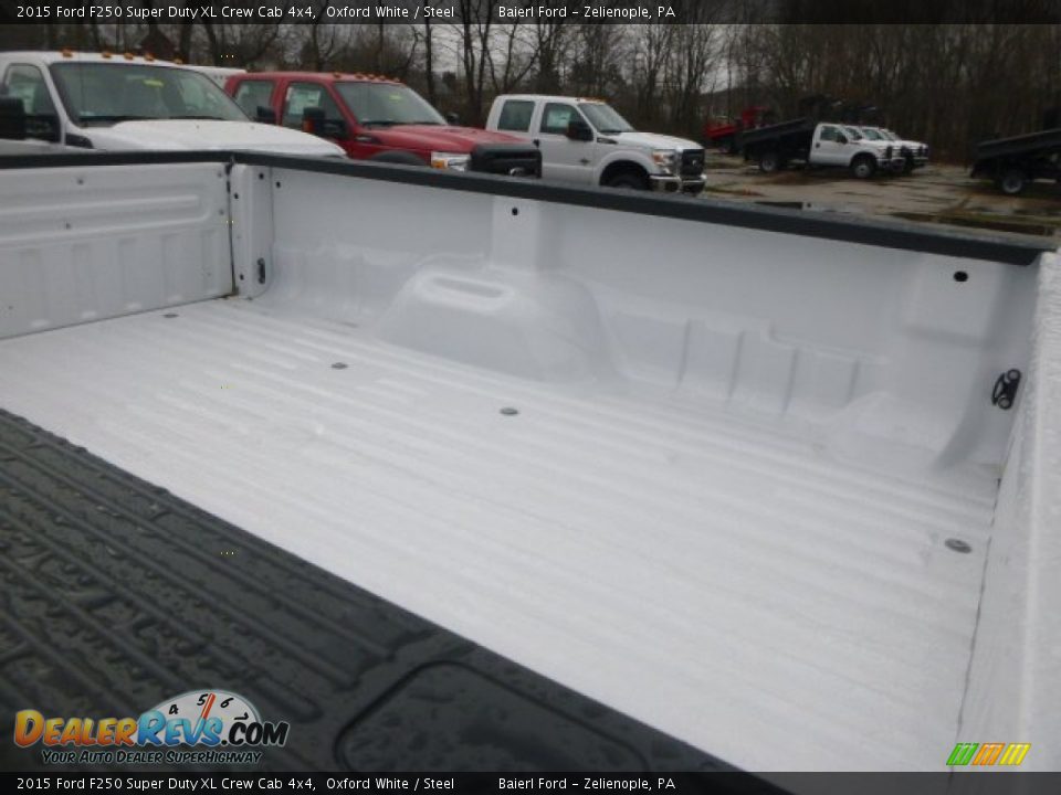 2015 Ford F250 Super Duty XL Crew Cab 4x4 Oxford White / Steel Photo #6
