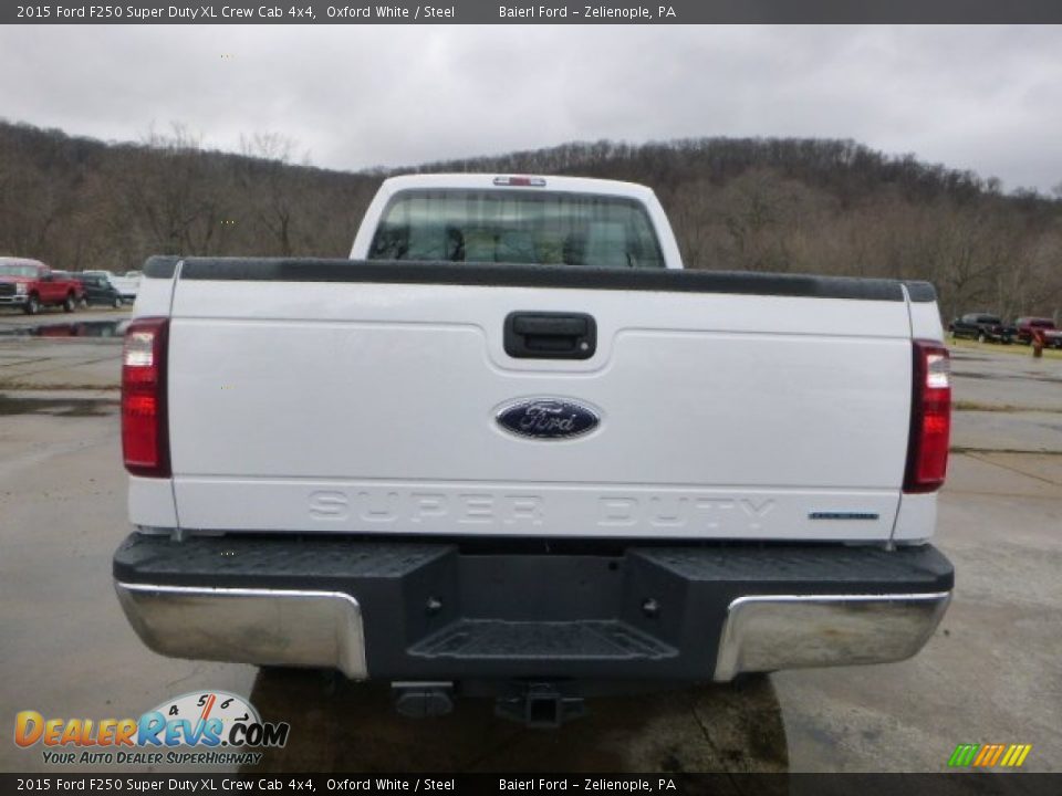 2015 Ford F250 Super Duty XL Crew Cab 4x4 Oxford White / Steel Photo #8