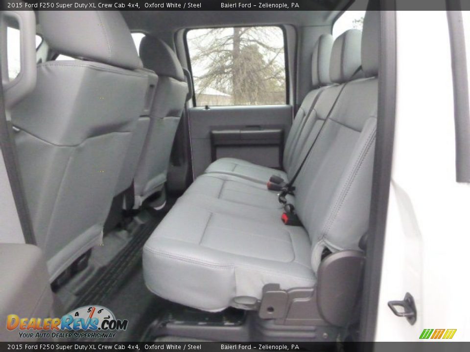 2015 Ford F250 Super Duty XL Crew Cab 4x4 Oxford White / Steel Photo #14