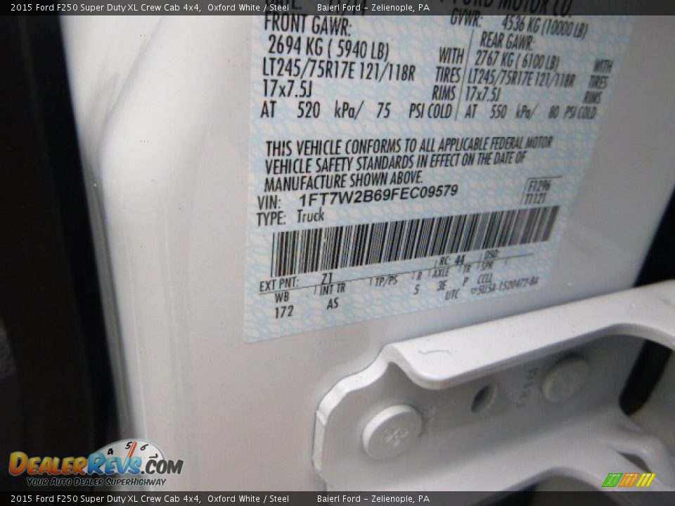 2015 Ford F250 Super Duty XL Crew Cab 4x4 Oxford White / Steel Photo #16