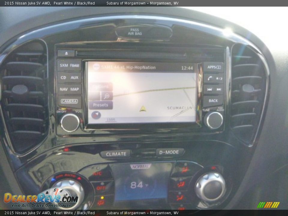 2015 Nissan Juke SV AWD Pearl White / Black/Red Photo #18