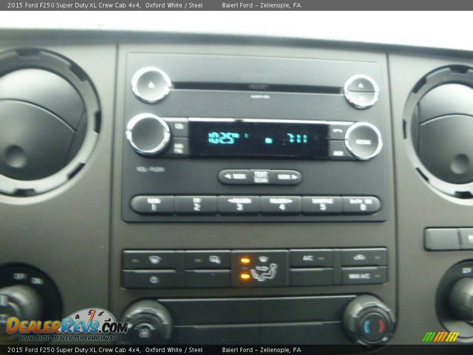 2015 Ford F250 Super Duty XL Crew Cab 4x4 Oxford White / Steel Photo #18