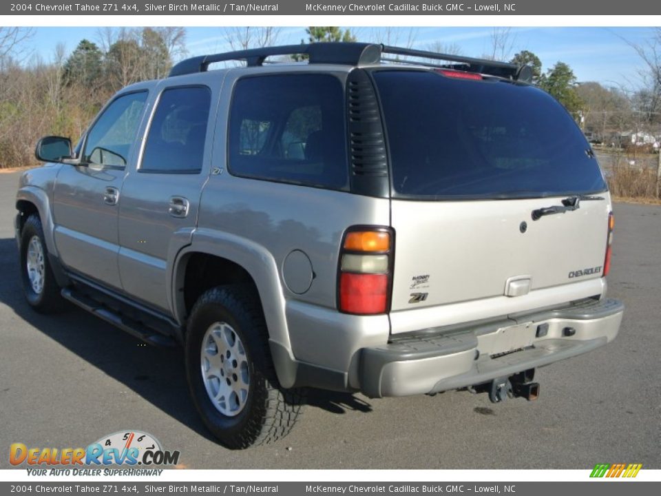 2004 Chevrolet Tahoe Z71 4x4 Silver Birch Metallic / Tan/Neutral Photo #13