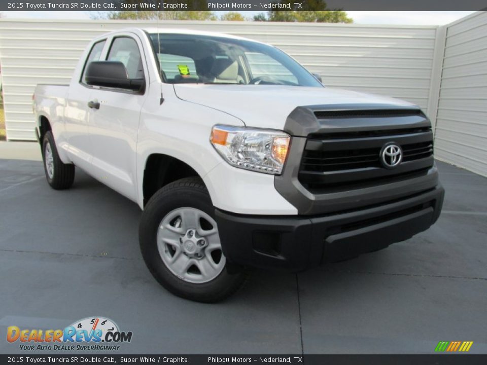 2015 Toyota Tundra SR Double Cab Super White / Graphite Photo #2