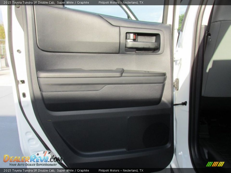 2015 Toyota Tundra SR Double Cab Super White / Graphite Photo #16