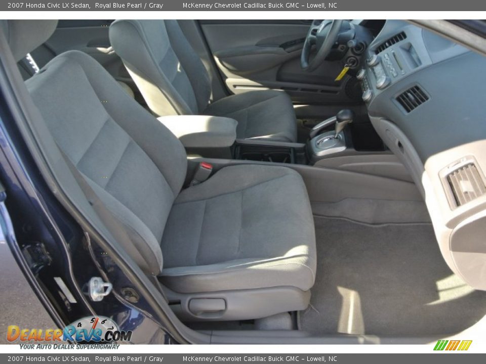 2007 Honda Civic LX Sedan Royal Blue Pearl / Gray Photo #17