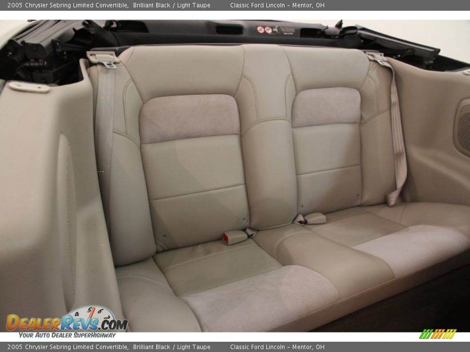 2005 Chrysler Sebring Limited Convertible Brilliant Black / Light Taupe Photo #14
