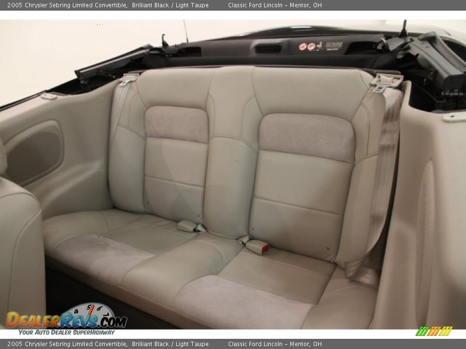 2005 Chrysler Sebring Limited Convertible Brilliant Black / Light Taupe Photo #15