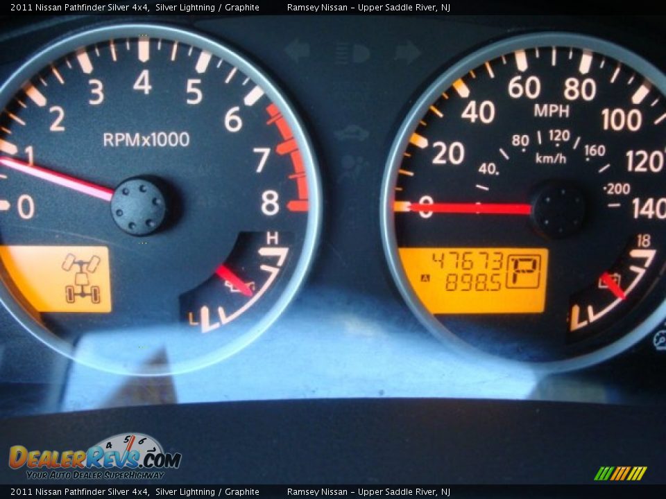 2011 Nissan Pathfinder Silver 4x4 Silver Lightning / Graphite Photo #10