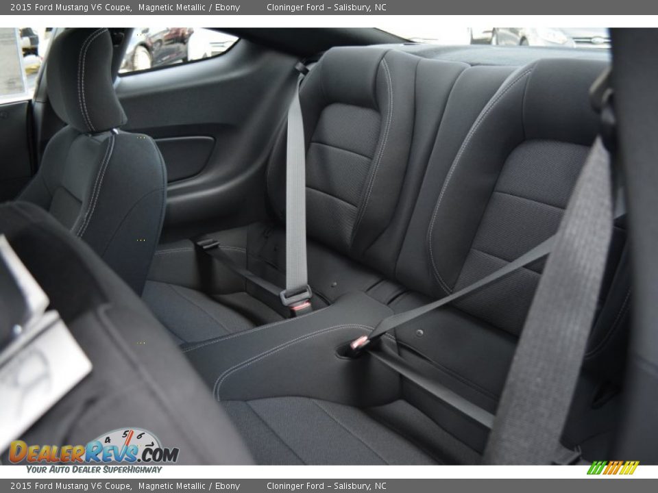 2015 Ford Mustang V6 Coupe Magnetic Metallic / Ebony Photo #8