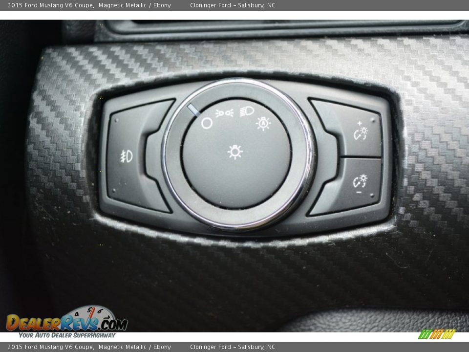 2015 Ford Mustang V6 Coupe Magnetic Metallic / Ebony Photo #18