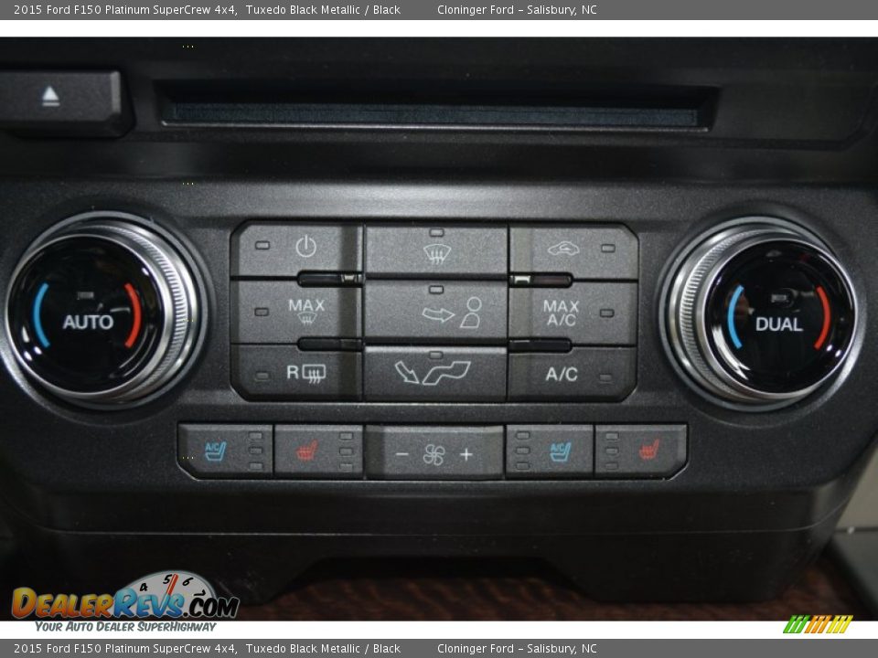 Controls of 2015 Ford F150 Platinum SuperCrew 4x4 Photo #23