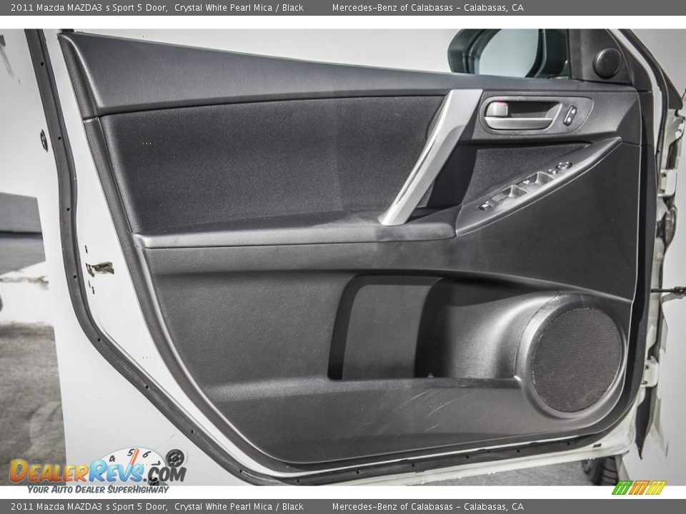 Door Panel of 2011 Mazda MAZDA3 s Sport 5 Door Photo #18