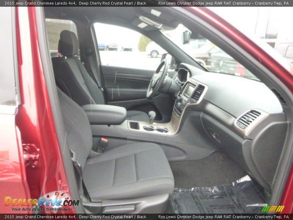 2015 Jeep Grand Cherokee Laredo 4x4 Deep Cherry Red Crystal Pearl / Black Photo #10