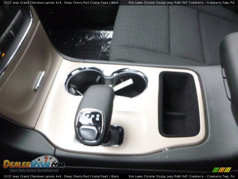 2015 Jeep Grand Cherokee Laredo 4x4 Deep Cherry Red Crystal Pearl / Black Photo #17