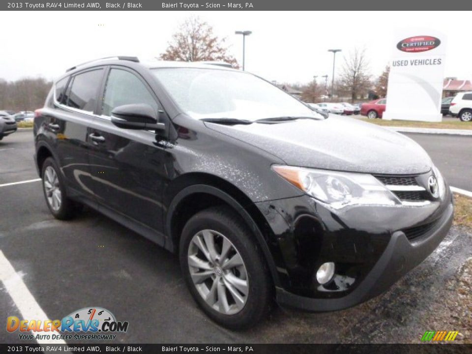 Front 3/4 View of 2013 Toyota RAV4 Limited AWD Photo #1