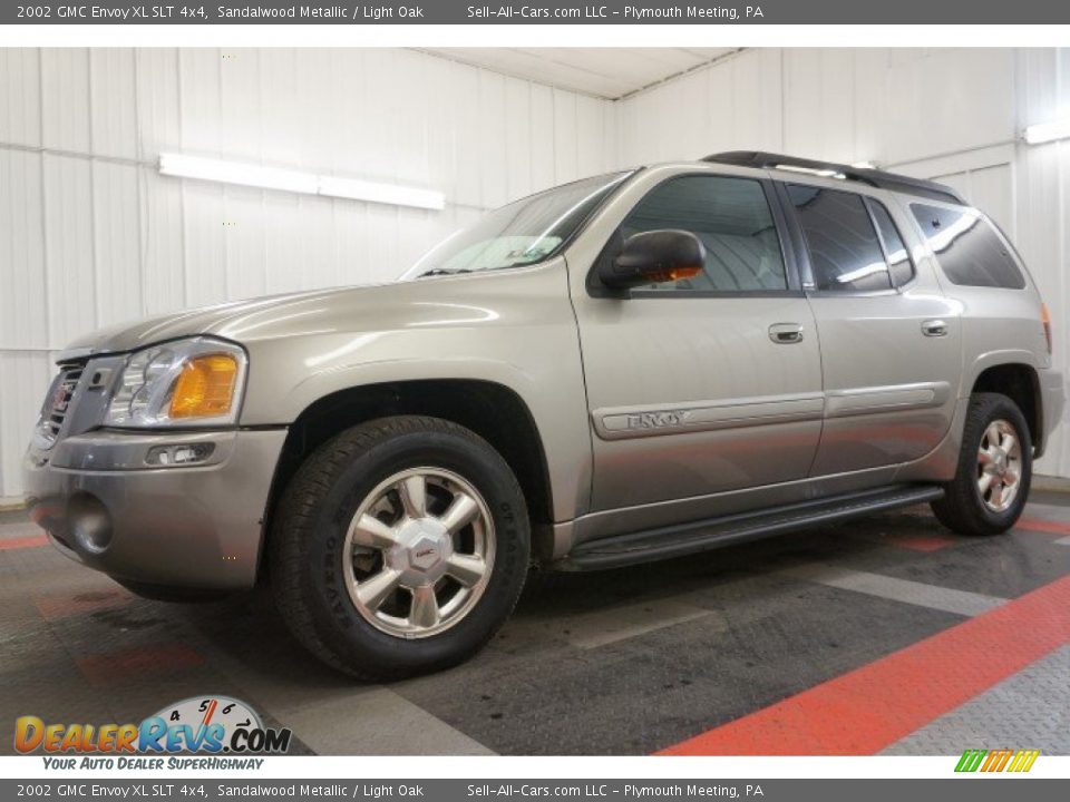 2002 GMC Envoy XL SLT 4x4 Sandalwood Metallic / Light Oak Photo #2