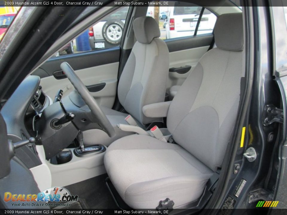 2009 Hyundai Accent GLS 4 Door Charcoal Gray / Gray Photo #13