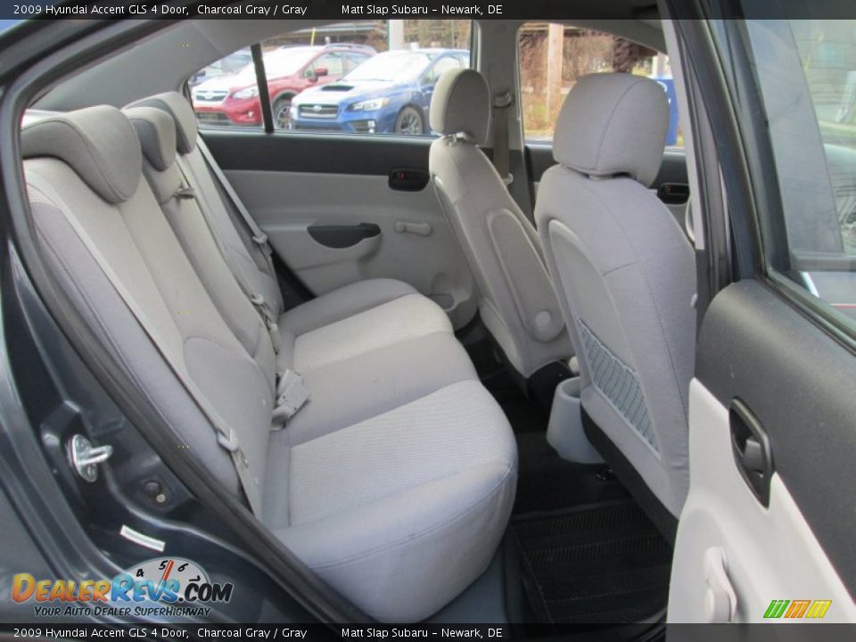2009 Hyundai Accent GLS 4 Door Charcoal Gray / Gray Photo #17