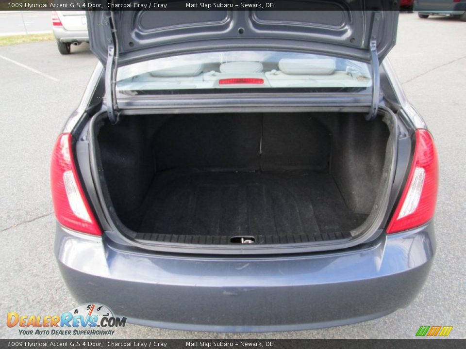 2009 Hyundai Accent GLS 4 Door Charcoal Gray / Gray Photo #18