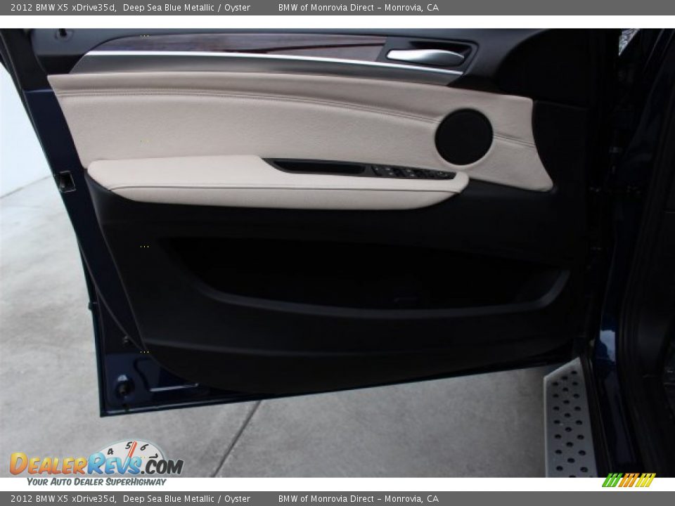 2012 BMW X5 xDrive35d Deep Sea Blue Metallic / Oyster Photo #17