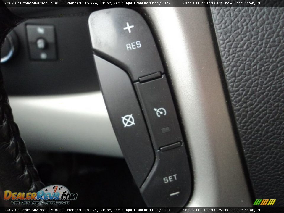 2007 Chevrolet Silverado 1500 LT Extended Cab 4x4 Victory Red / Light Titanium/Ebony Black Photo #14