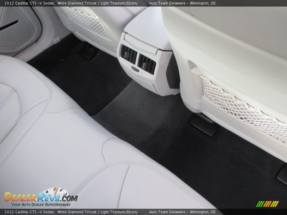 2012 Cadillac CTS -V Sedan White Diamond Tricoat / Light Titanium/Ebony Photo #20
