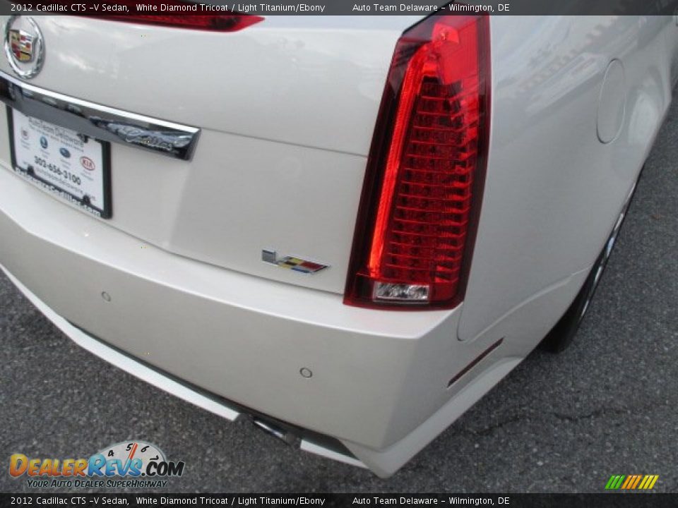 2012 Cadillac CTS -V Sedan White Diamond Tricoat / Light Titanium/Ebony Photo #32