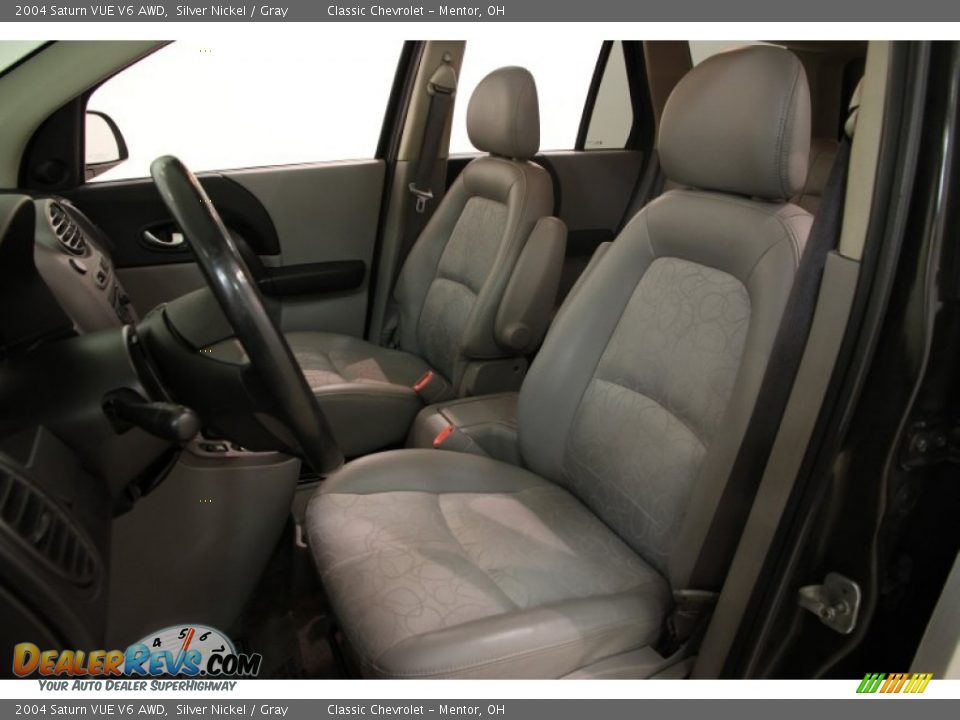 2004 Saturn VUE V6 AWD Silver Nickel / Gray Photo #5