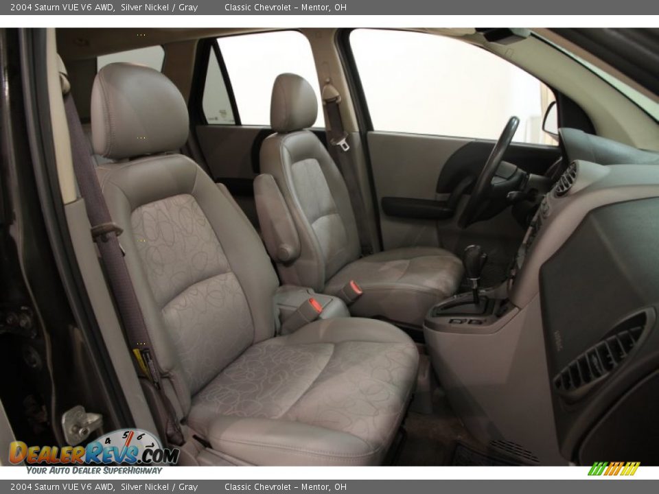 2004 Saturn VUE V6 AWD Silver Nickel / Gray Photo #10