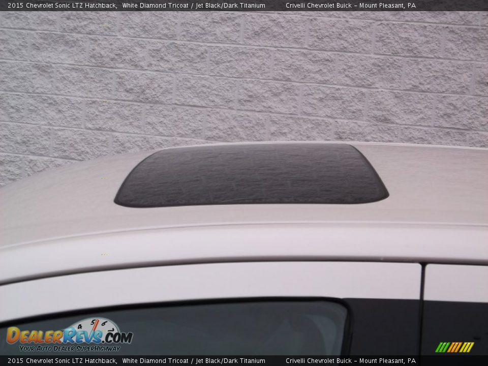 2015 Chevrolet Sonic LTZ Hatchback White Diamond Tricoat / Jet Black/Dark Titanium Photo #4