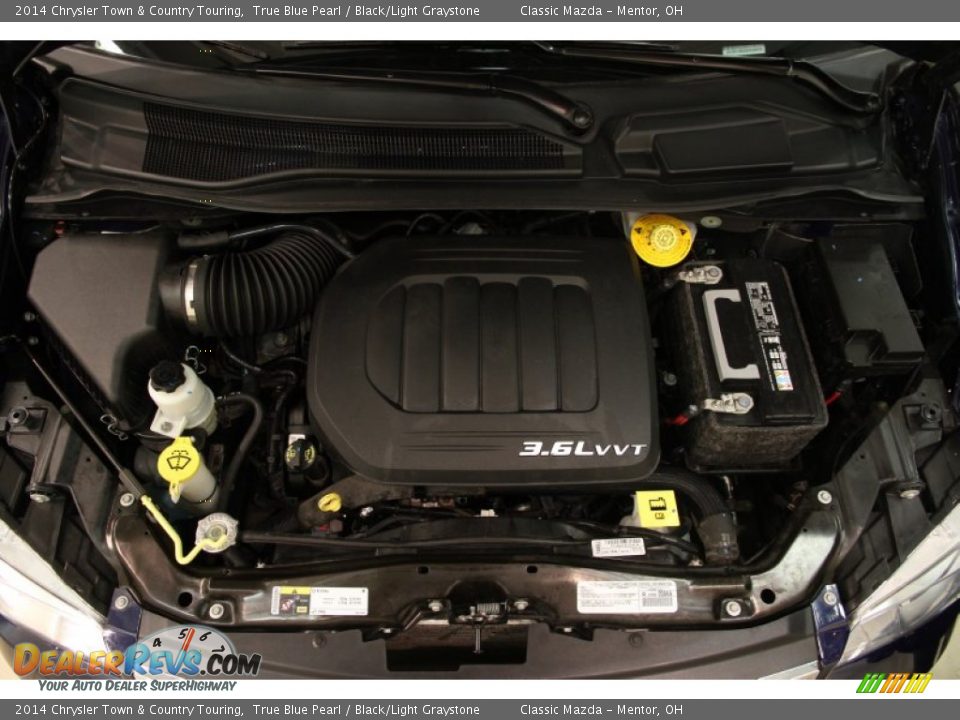 2014 Chrysler Town & Country Touring True Blue Pearl / Black/Light Graystone Photo #18