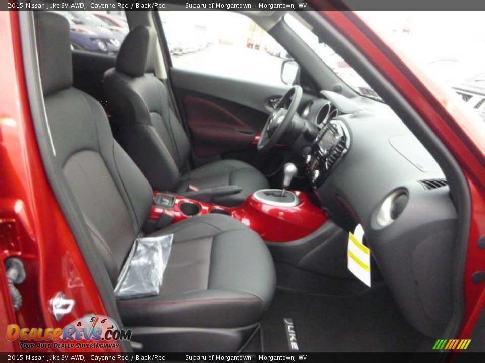 2015 Nissan Juke SV AWD Cayenne Red / Black/Red Photo #10