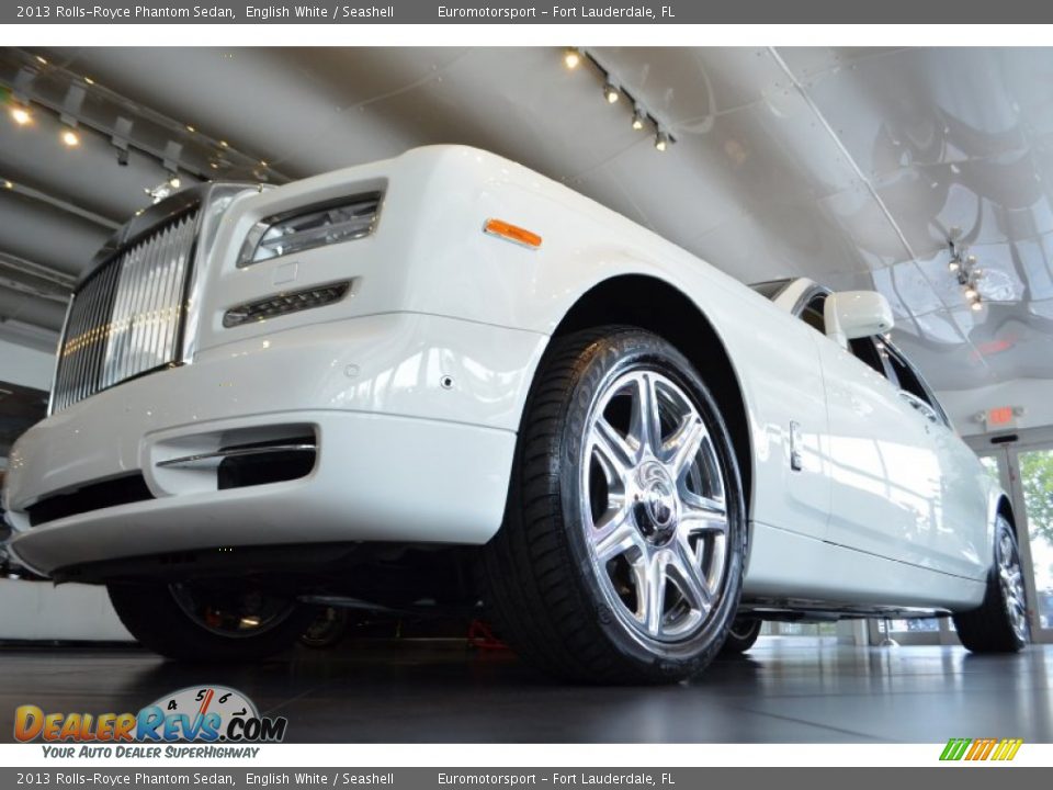2013 Rolls-Royce Phantom Sedan English White / Seashell Photo #12