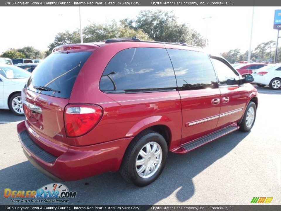 2006 Chrysler Town & Country Touring Inferno Red Pearl / Medium Slate Gray Photo #10