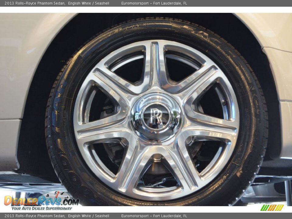 2013 Rolls-Royce Phantom Sedan English White / Seashell Photo #20