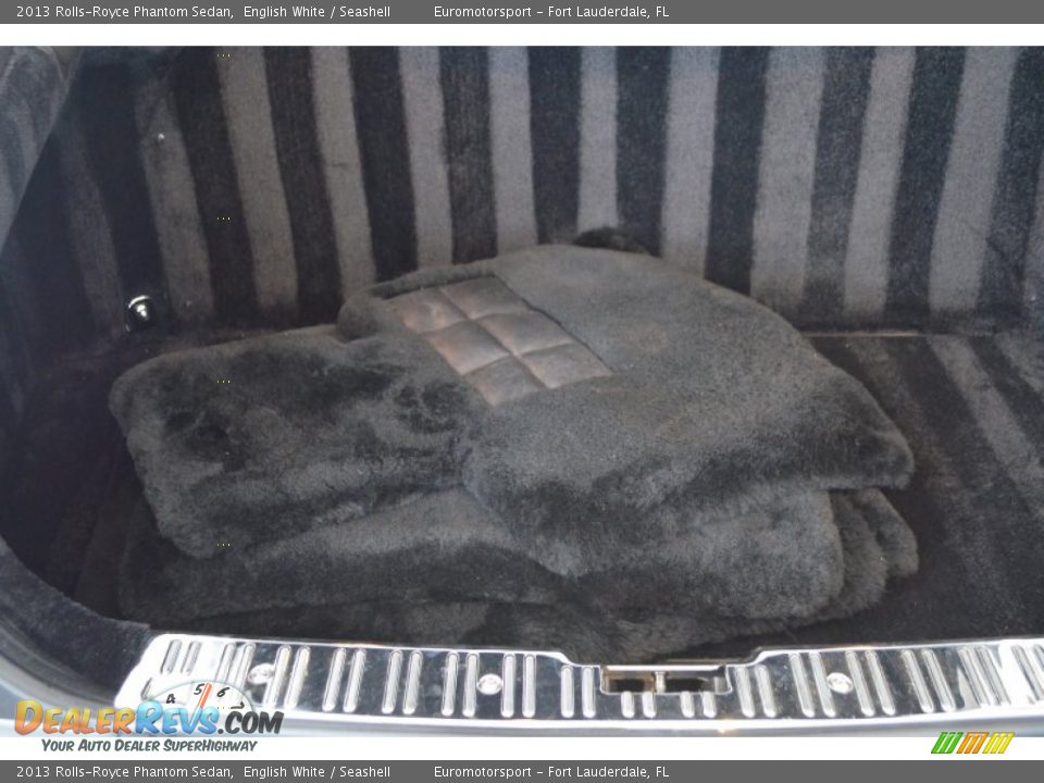 2013 Rolls-Royce Phantom Sedan English White / Seashell Photo #42
