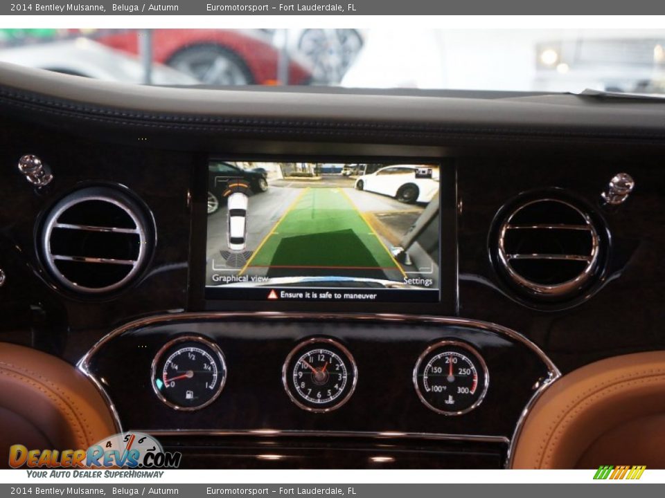 Controls of 2014 Bentley Mulsanne  Photo #65