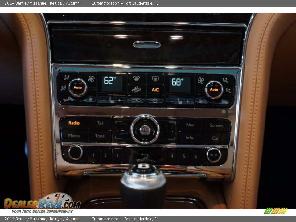 Controls of 2014 Bentley Mulsanne  Photo #66