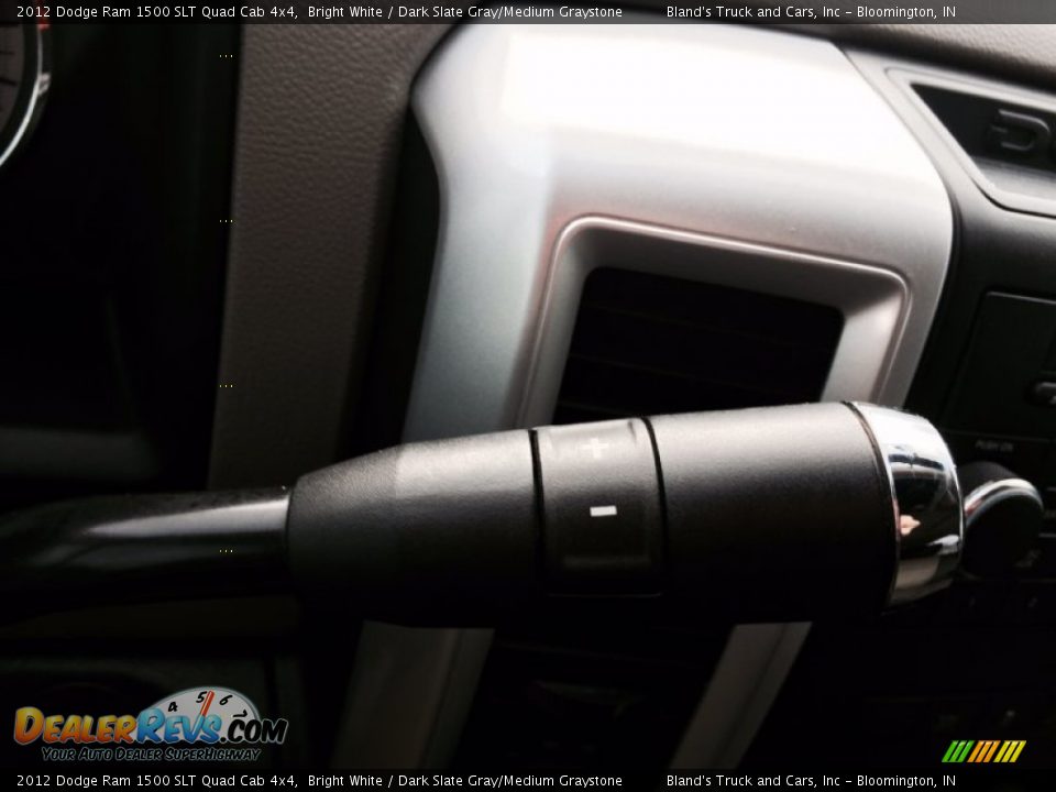 2012 Dodge Ram 1500 SLT Quad Cab 4x4 Bright White / Dark Slate Gray/Medium Graystone Photo #19
