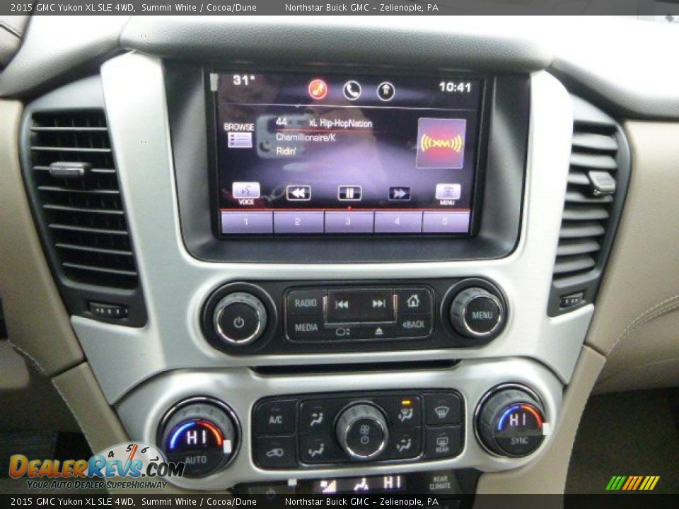 Controls of 2015 GMC Yukon XL SLE 4WD Photo #19